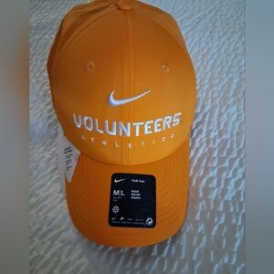 NIke Tennessee Volunteers Hat Cap Mens Strap Back M-L Club Cap Orange Team Issue